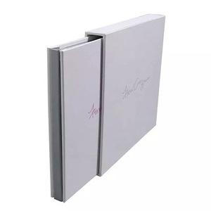 หนังสือแบบกําหนดเองตามความต้องการหนังสือปกแข็งสีเต็มรูปแบบการพิมพ์หนังสือนวนิยายเรื่องราวพร้อมกระเป๋าสลิป - Product Image 5