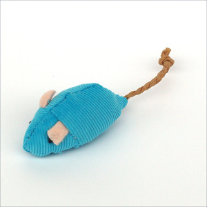 Ratón de juguete para gato de hierba gatera resistente a los arañazos - Product Image 3