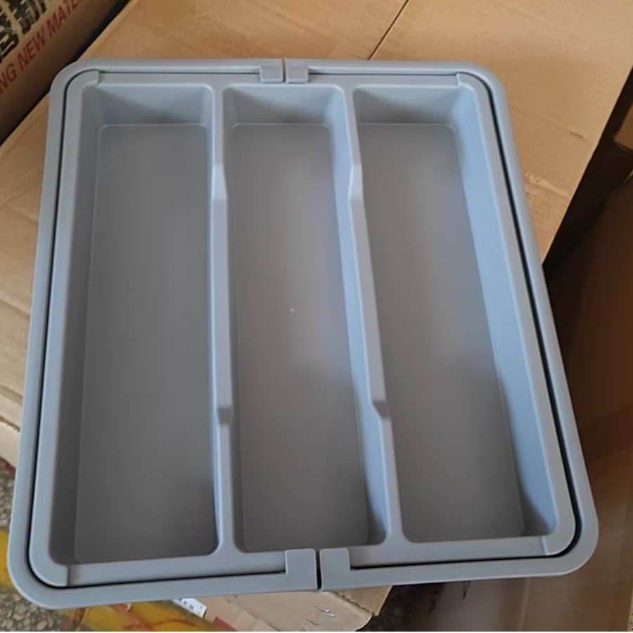 5-compartment gray cutlery organizer