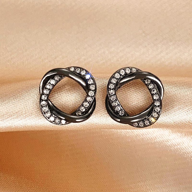 E3332 black gold