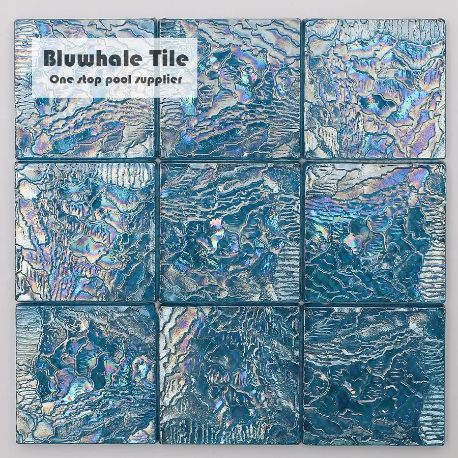 Bluwhale Tile Factory 97x97mm Superficie ondulada Cristal Mosaico Piscina Azulejo Precio Azul Iridiscente Piscina Mosaicos Vidrio