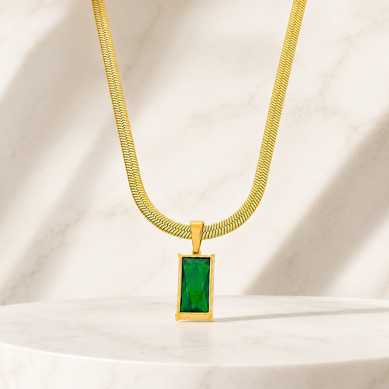 Necklace-gold