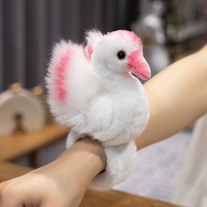 クリエイティブシミュレーションパパサークルぬいぐるみオウムはどこにでも立つかわいいリアルな鳥のぬいぐるみオウムぬいぐるみ