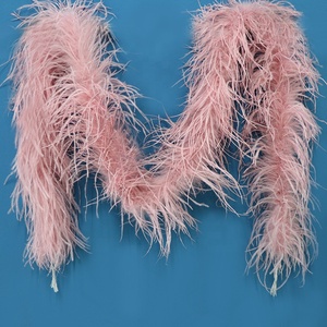 Altın tedarikçisi toptan allık beyaz devekuşu tüy <span class=keywords><strong>boas</strong></span> 1, 4, 6, 12, 20 kat giyim kablosu toplu