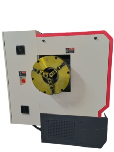 Torno CNC para piezas complejas pequeñas y medianas para procesamiento de lotes de troqueles de carcasa de placa - Product Image 2