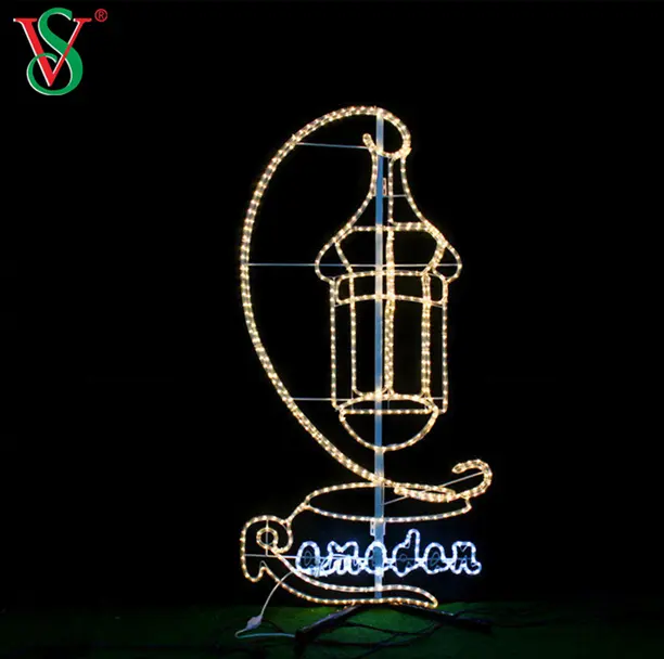 Lumière extérieure de cadre de poteau de rue de décoration d'étoile de lune de l'élément 2D de Ramadan avec la lumière menée de guirlande
