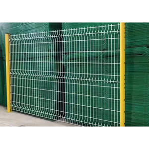 Acciaio inossidabile saldato zincato ferro rete metallica recinzione tessuto semplice stile per uso agricolo Cut & Bend servizi di lavorazione - Product Image 1