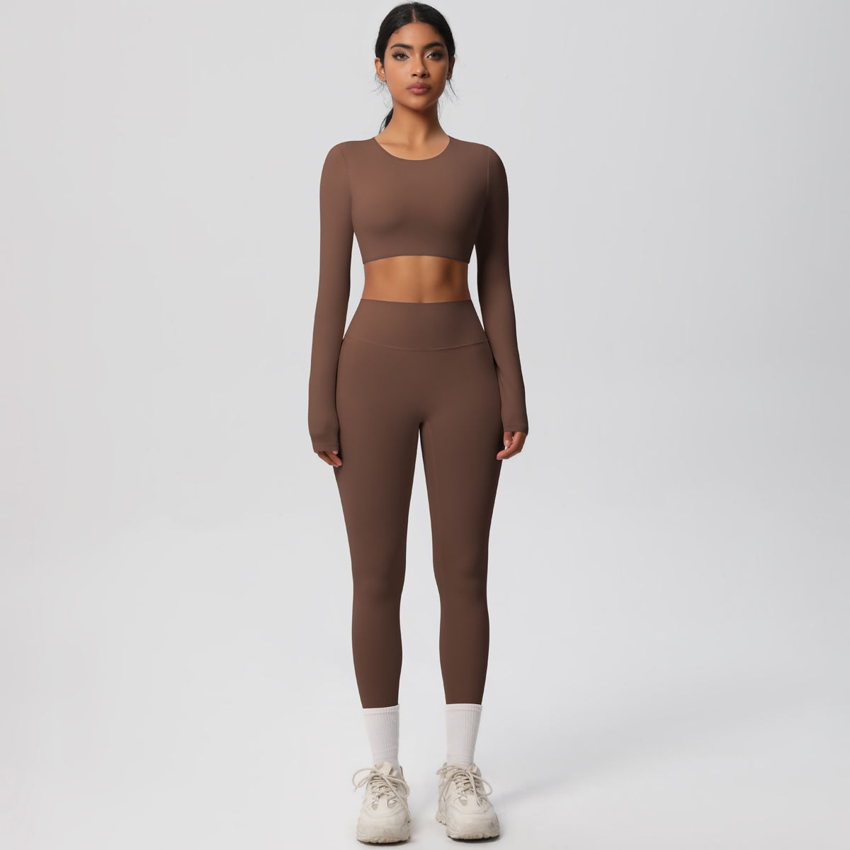 สีน้ำตาล