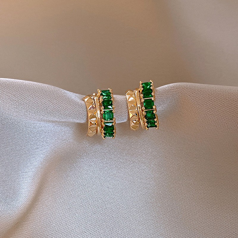 E090-3 Oro 2