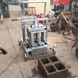 小型可動レンガ製造機手動コンクリートブロックメーカー建設新条件コア金型部品粘土原料 - Product Image 3