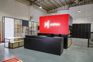 ขาตั้งแสดงสินค้าแบบติดผนังพร้อมไฟโครงกอนโดลา - Product Image 5