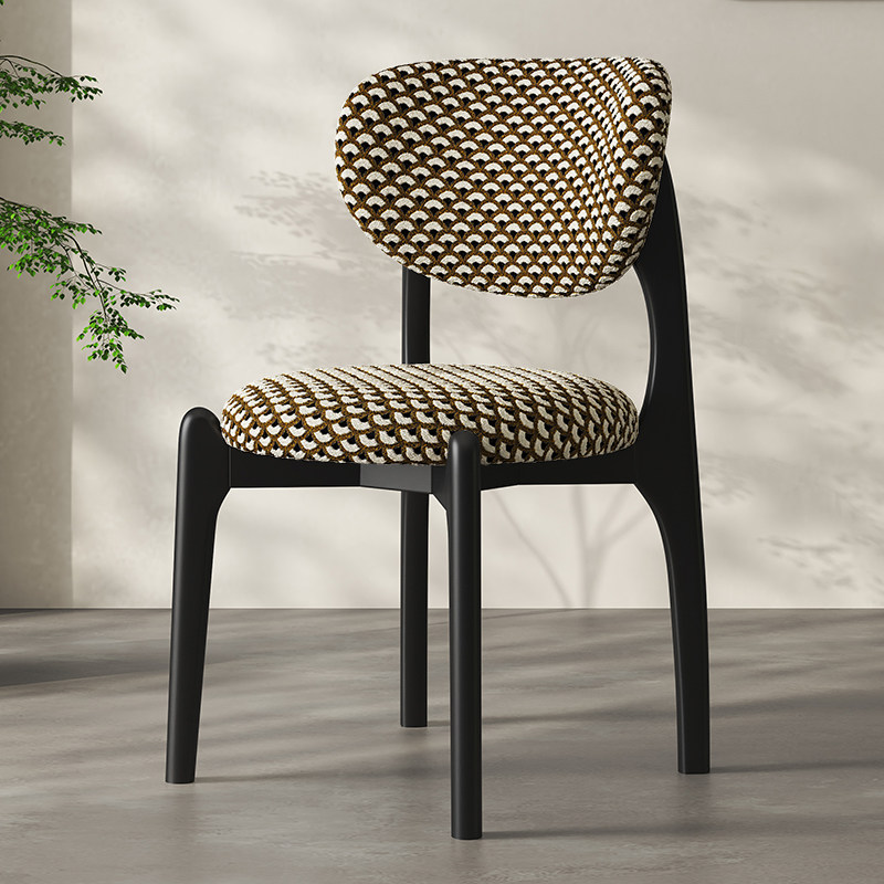 Chenille elfe noir avancé à installation automatique