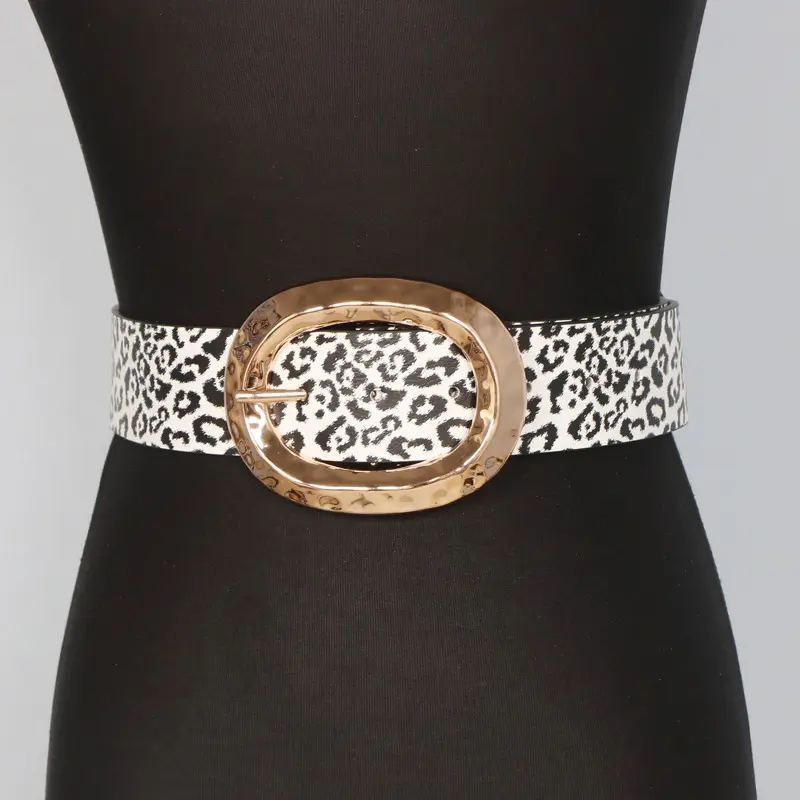 Nuova elegante cintura larga da donna in pelle di Zebra leopardata a buon prezzo con grande fibbia ovale in metallo