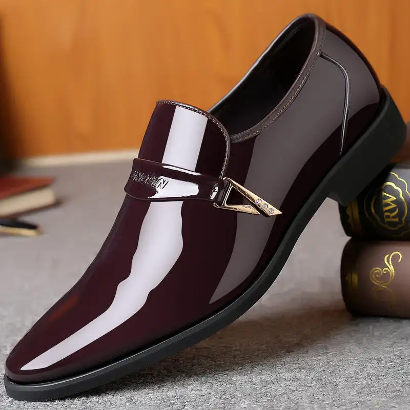 Black Business Casual Shoes Men's Leather Formal Wear and Oxford Shoes PU Plastic Winter Shoes for Men Male Floral Round Toe