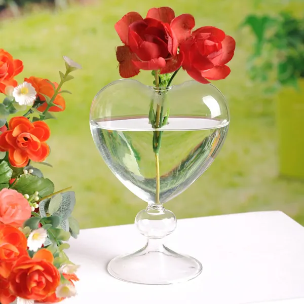 Özel el yapımı kalp şekli beyaz ucuz 15cm boyunda cam vazolar