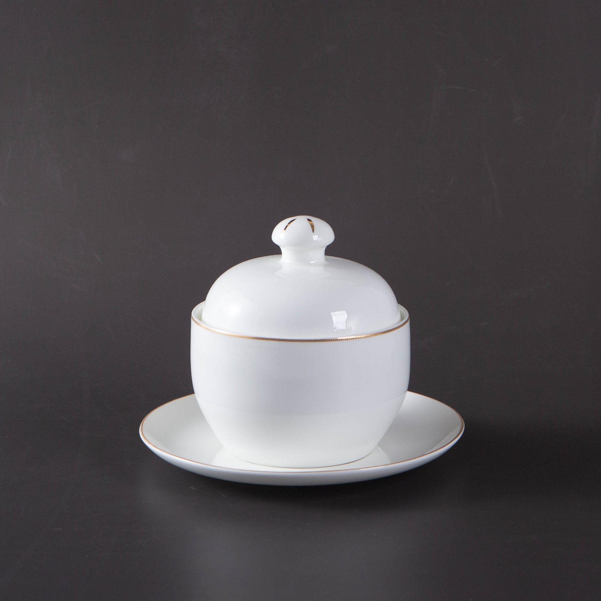 Retro stew pot