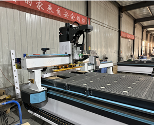 Enrutador Cnc 1325/1530, máquina de grabado Atc Cnc, enrutador Cnc de 3 ejes con mesa de descarga de carga para muebles de puerta - Product Image 3
