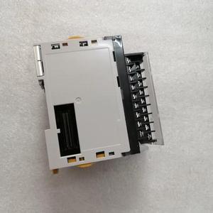 8 kanallı Analog giriş modülü, voltaj akım sinyalini destekler kolay kablolama bakımı ayrılabilir Terminal bloğu io-link