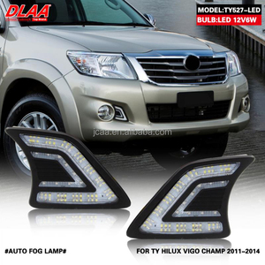 ไฟหน้า LED ไฟตัดหมอกประกอบกับวันไฟวิ่งแถบด้านหน้าสำหรับ HILUX vigo Champ 2011-2014สีดำ