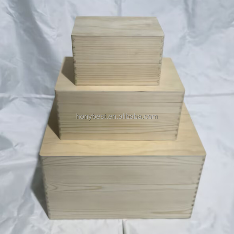 Couleur bois de pin poncé naturel