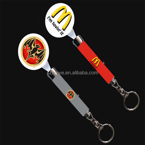 LED Mini Light Stick mit Schlüssel anhänger Laser Pointer Mini Schlüssel bund Metall projektion Schlüssel bund Projektions muster Licht - Product Image 3