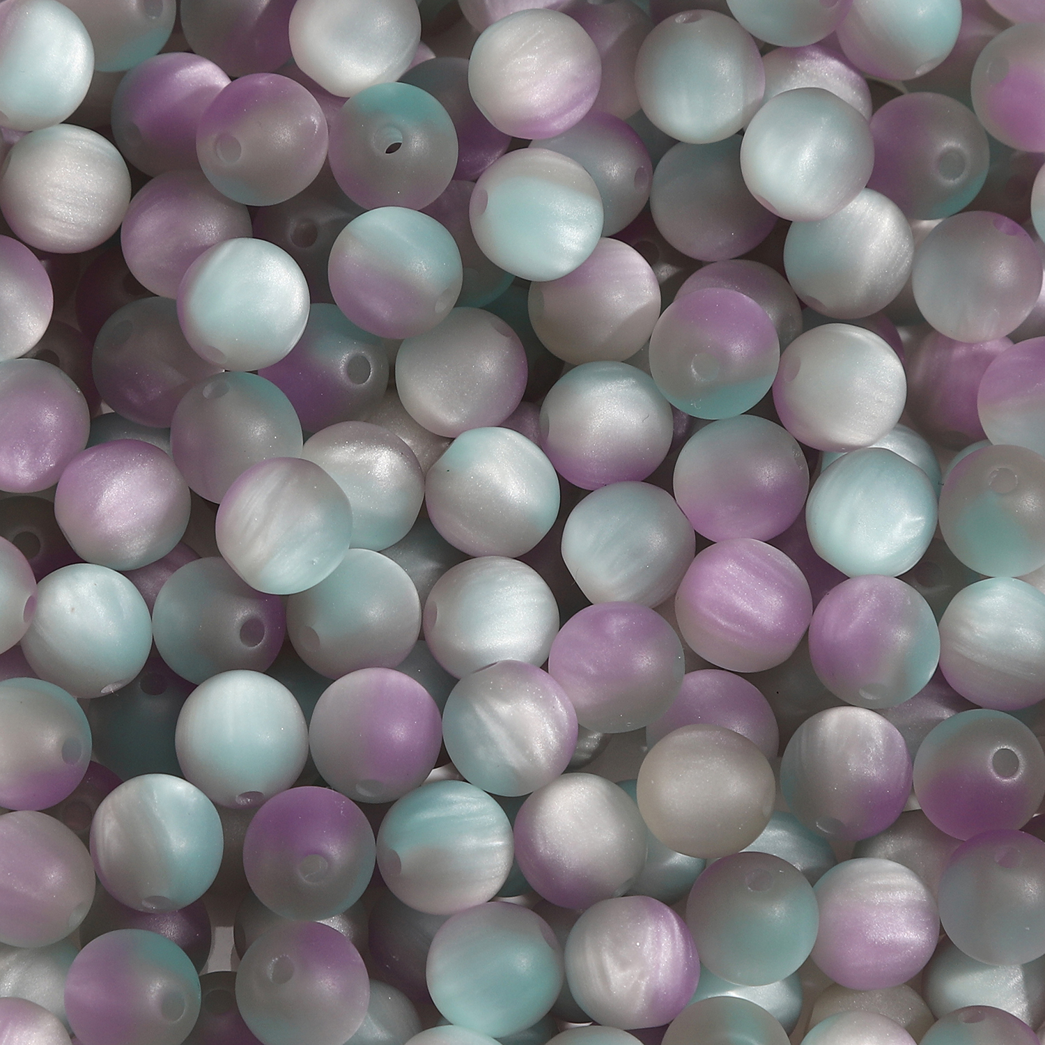 Violet grisâtre