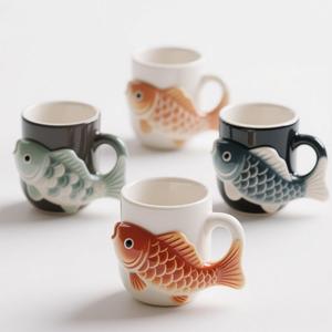 鯉魚セラミックマグ-14オンス日本風コーヒーカップ、幸運な金魚のドリンクウェア、お茶とフォーチュン愛好家のための禅ギフト