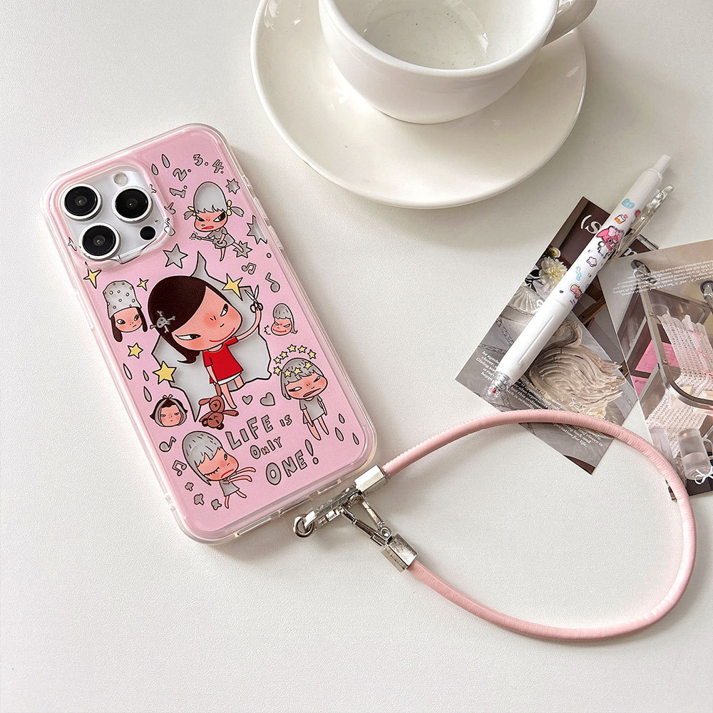 Cordon en cuir rose déchiré pour petite fille.