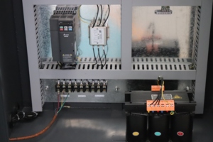 Enrutador CNC automático de talla de madera 1325 con mesa giratoria de 4 ejes, controlador DSP, sistema de Control Syntec para grabado de arte 3D - Product Image 6
