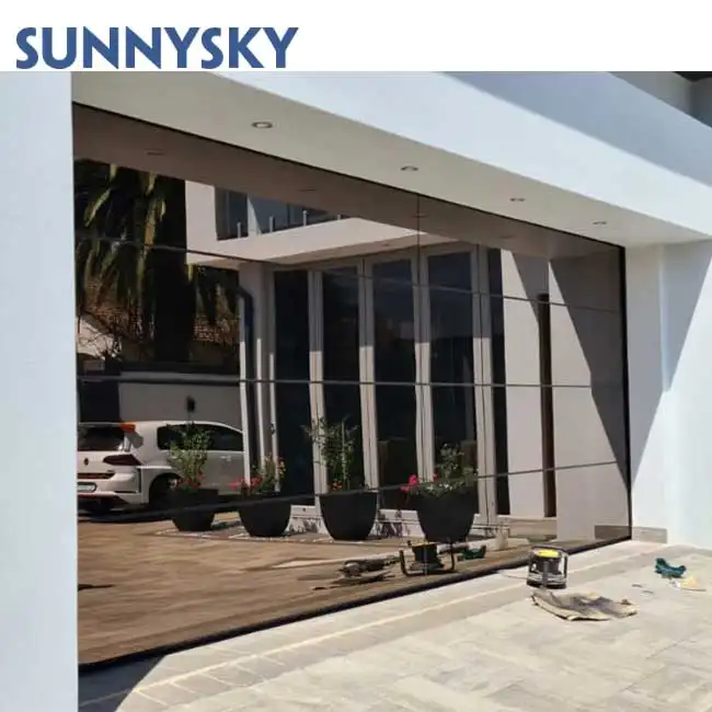XIYATECH Fábrica Personalizada Villa Casa Diseño Moderno Puerta de Garaje Inteligente Deslizante Exterior Aluminio Puerta de Vidrio Automática