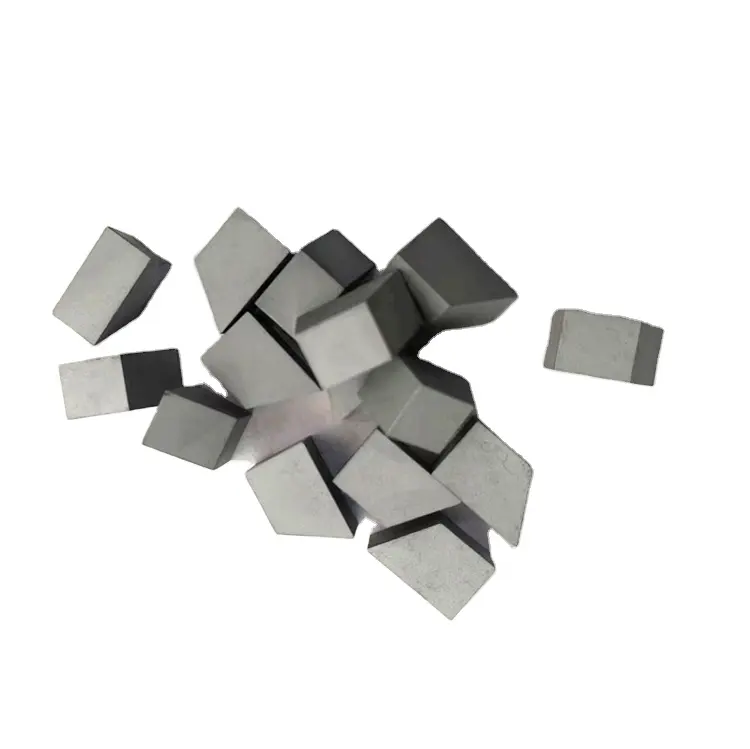 Лист карбида YG8 используется для сварки износостойкого карбида на огнеупорных стальных пластинах