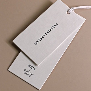 Etiquetas colgantes de PVC transparente con logotipo impreso personalizado, etiquetas colgantes de ropa de lujo, juego de etiquetas oscilantes de lujo, diseño de Pin de cuerda, etiquetas colgantes de ropa de papel - Product Image 2