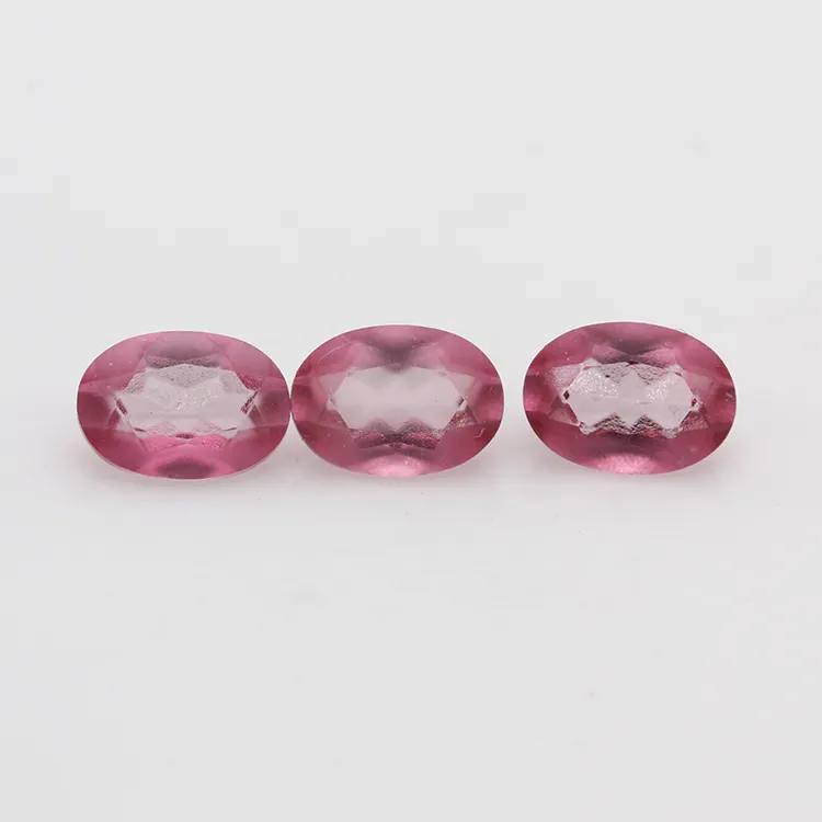 Pedra preciosa corte oval natural da boa qualidade rosa