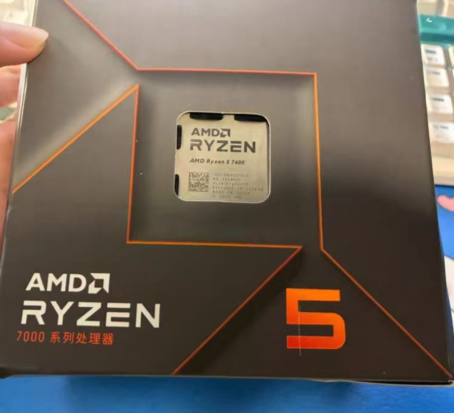 7600 Nuevo en caja