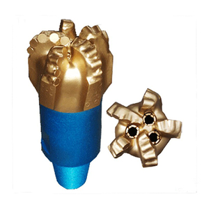 PDC Bit, 5 1/2 inç, 2 7/8 Reg Pin, 5 veya 6 bıçak - Product Image 4