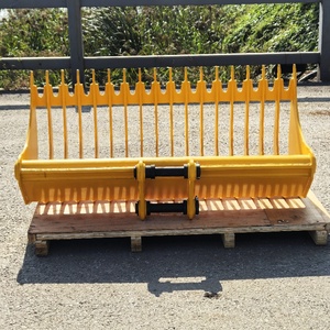 建筑和农场用高品质定制1.5-25吨挖掘机根耙铲斗附件双挖耙 - Product Image 2