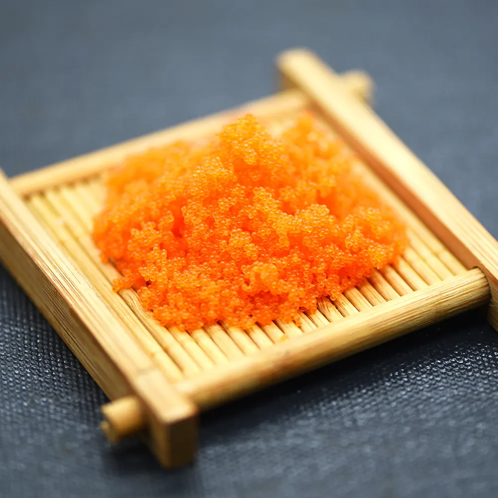 Masago and tobikko สำหรับอาหาร suhsi สีส้มสีเขียวสีดำสีเหลืองสีแดง