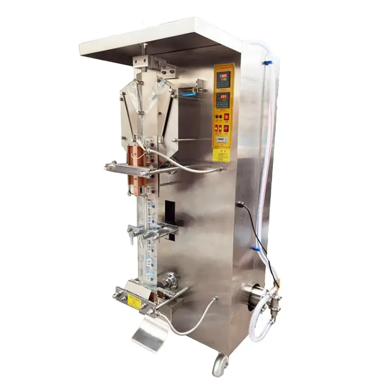 ماكينة أوتوماتيكية لتعبئة أكياس المياه والأكياس البلاستيكية وملء المياه النقية في أكياس المياه المعدنية