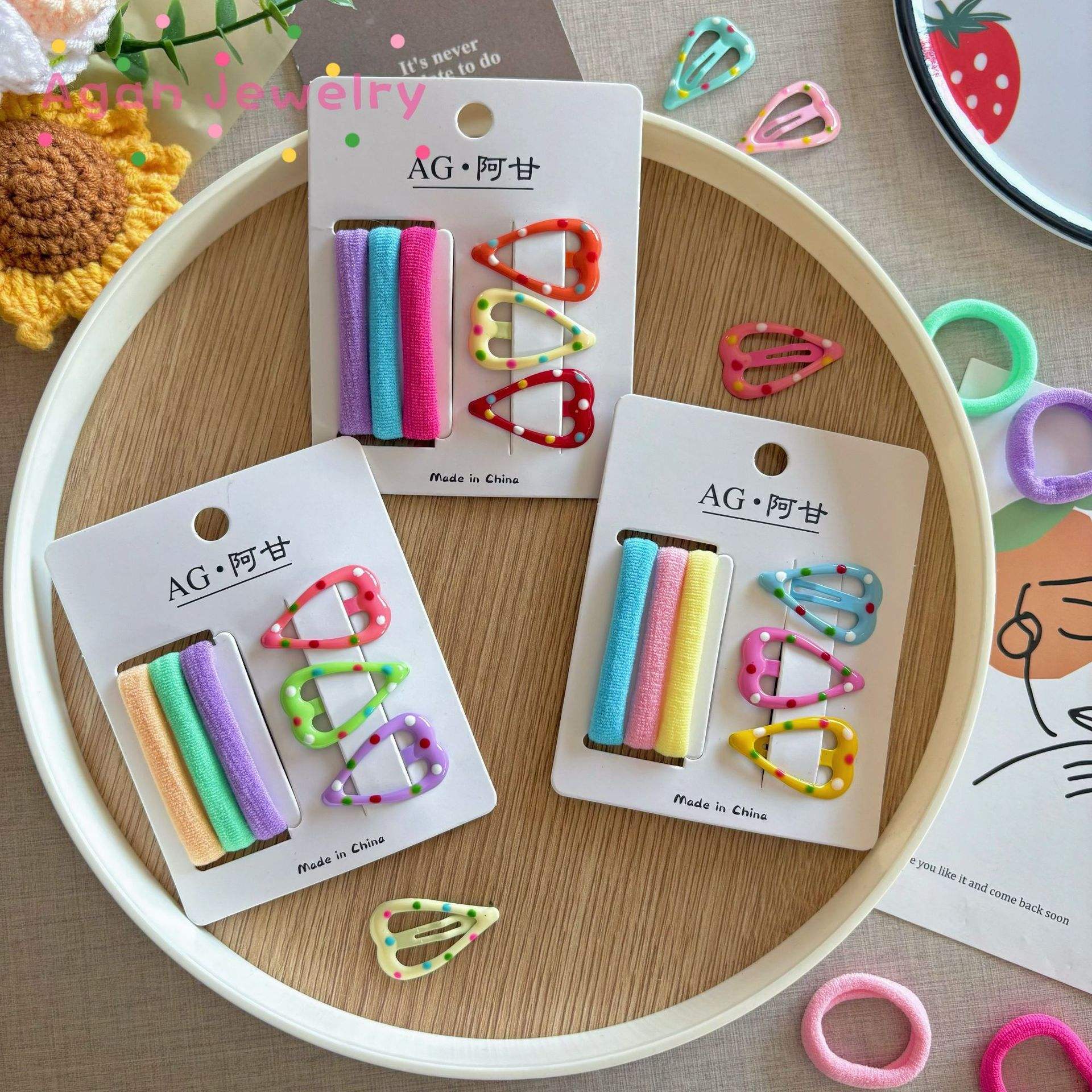 Amour + bande de caoutchouc couleur aléatoire