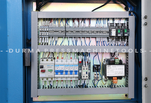 Máquina de muescas de esquina de cortador de ángulo ajustable de operación Simple automática del proveedor chino para chapa - Product Image 3