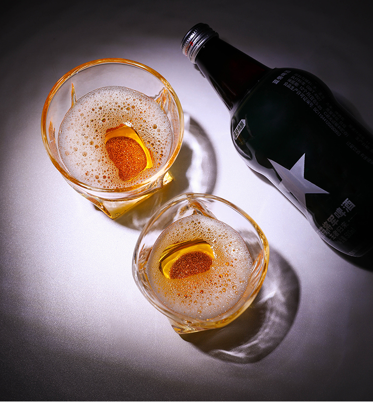 Custom creative Oem golden whiskey glass classic style twisted wine glass