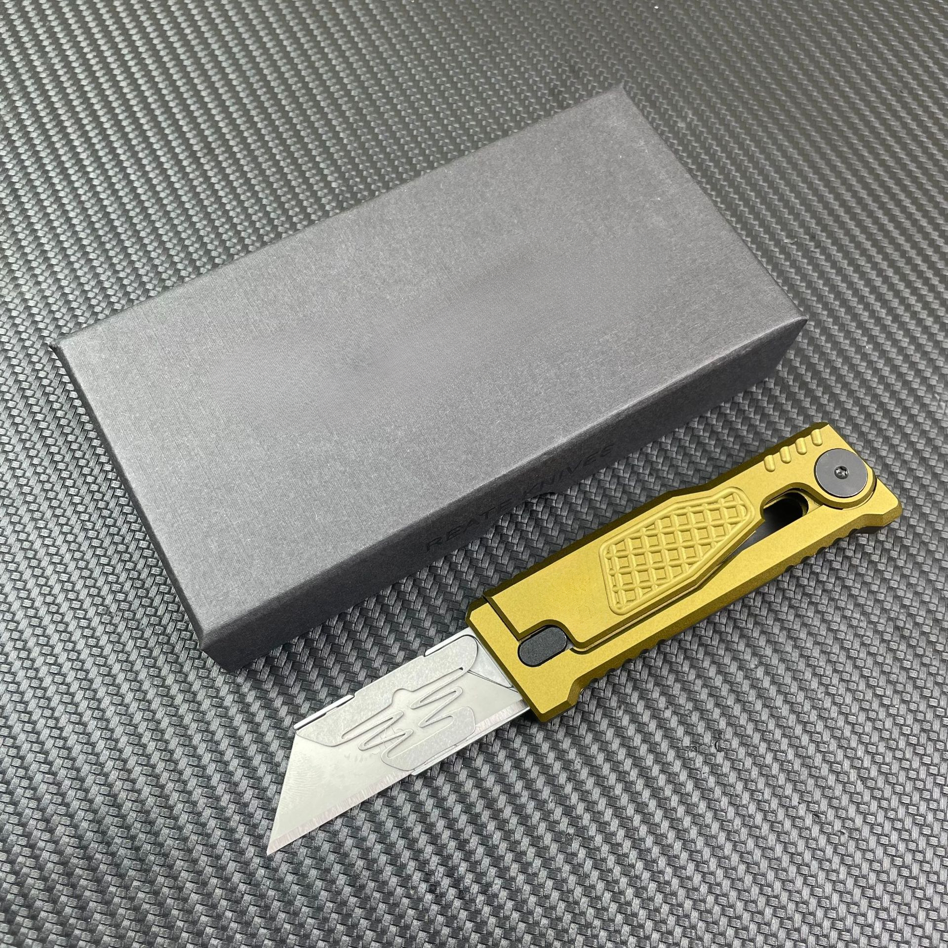 Couteau utilitaire Gravity Jaune