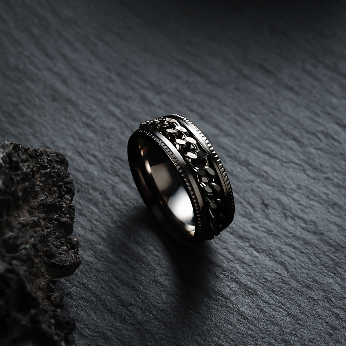 black ring