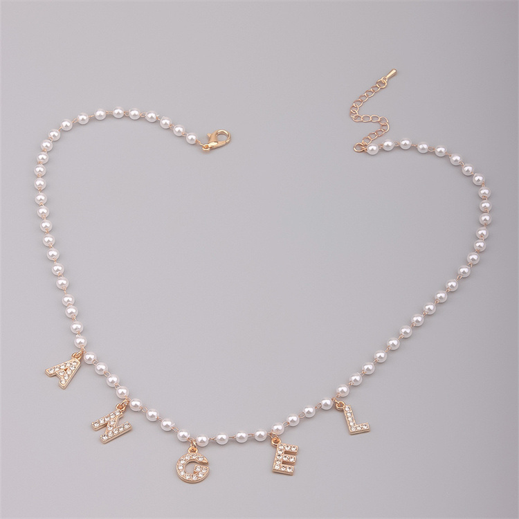 Deux à quatre lettres