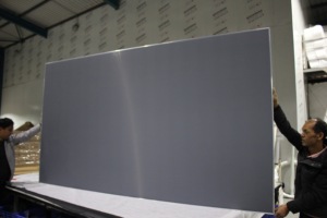 Pantalla de proyector Wupro de 70-130 pulgadas de última generación BSP Seamless PET Crystal ALR 16:9 UST 4K UHD Pantalla de proyector de marco fijo - Product Image 5