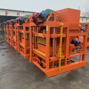 Chinese Wholesales Price CHB <strong>QTJ4</strong>-<strong>26C</strong> <strong>Block</strong> <strong>Machine</strong> Female <strong>Block</strong> <strong>Machine</strong> Semi-automatic <strong>Block</strong> <strong>Machine</strong> With Conveyor - Product Image 4