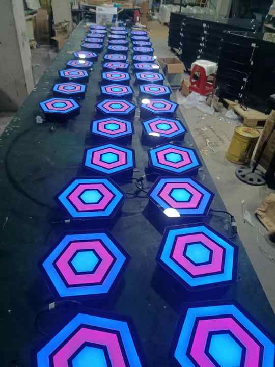 Factory Price Striking-Hexagon Climbing Interactive Wall Game Gaming LED Lamp for Club