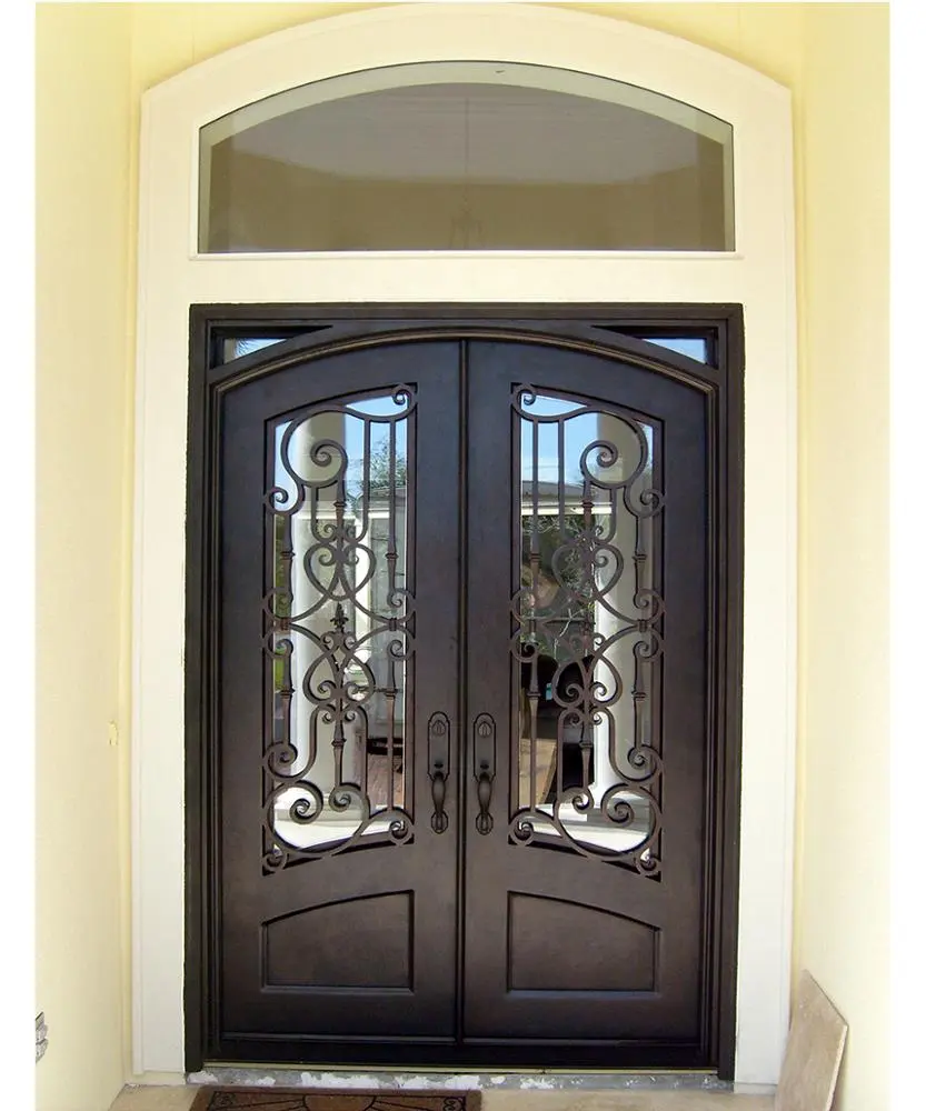 Puertas frontales residenciales de hierro forjado para la venta Diseño Puerta batiente única con casa de vidrio templado Varilla de metal Puerta de entrada principal de acero
