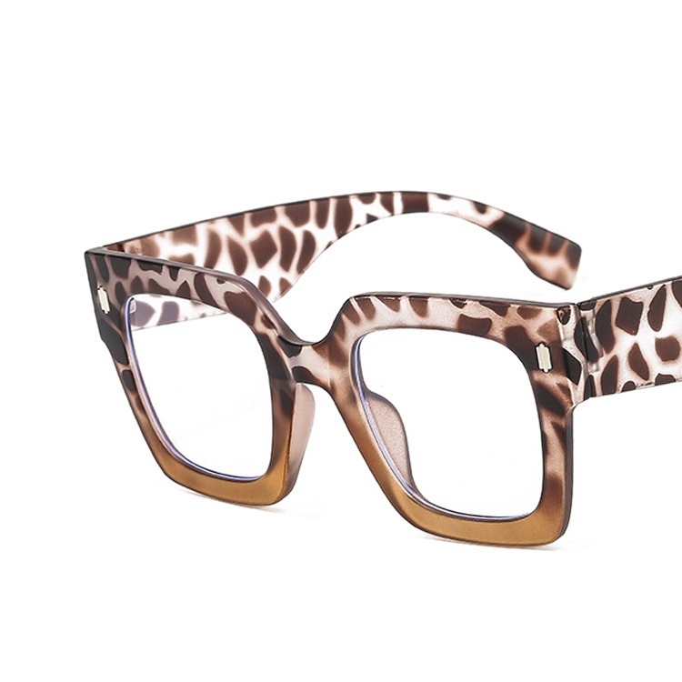sand Leopard/tea