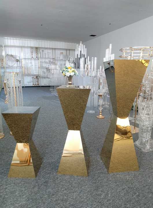 Wholesale Gold Stainless Steel Plinths Flower Stand Table Decoration Accessories Wedding Centerpieces